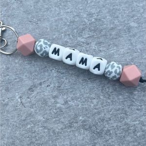 Mama Keychain